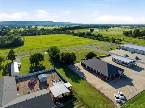 1100 Knapp Ave, Warner, OK 74469 photo 22