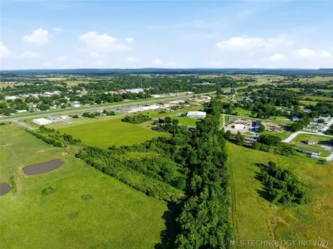 1100 Knapp Ave, Warner, OK 74469 photo 13