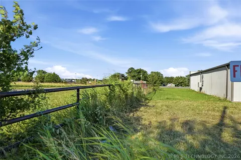 1100 Knapp Ave, Warner, OK 74469 photo 27