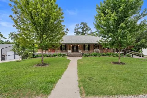 31880 Crescent Dr, Afton, OK 74331