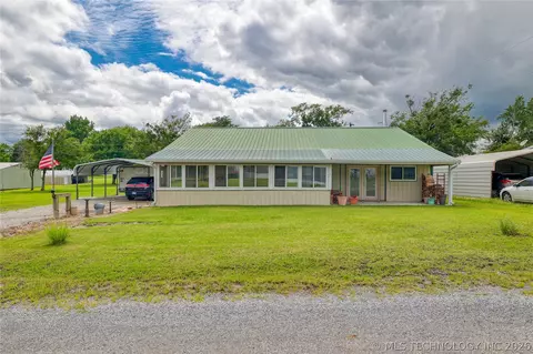 239 Five Tribes Dr, Canadian, OK 74425