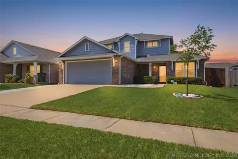 14617 E 112th Pl, Owasso, OK 74055