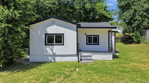 312 N Industrial Ave, Sand Springs, OK 74063