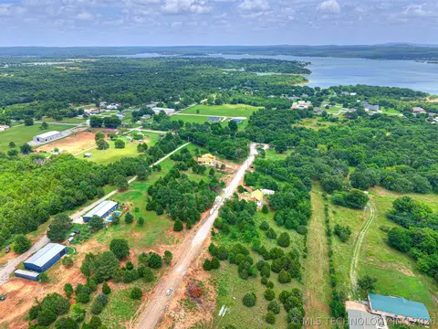 18 Emberlyn Ln, Eufaula, OK 74432 photo 9