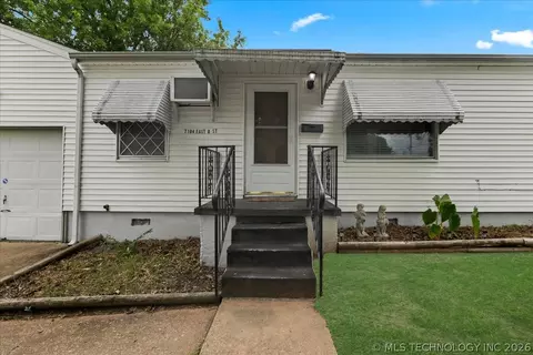 7104 E 8th St, Tulsa, OK 74112 photo 3