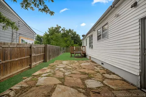 7104 E 8th St, Tulsa, OK 74112 photo 27