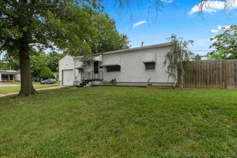 7104 E 8th St, Tulsa, OK 74112 photo 6