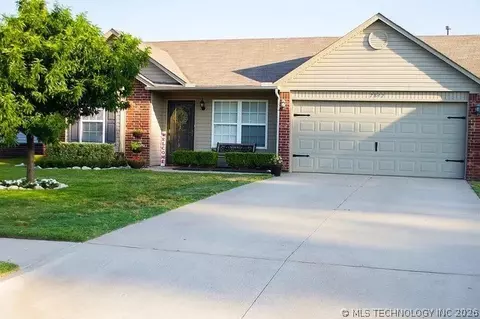7842 E 132nd St, Bixby, OK 74008