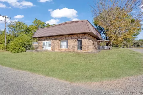 Exterior - 115 Main St, Hendrix, OK 74741 photo 1 of 7