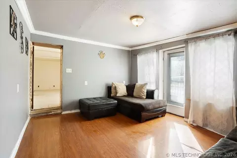 Living - 115 Main St, Hendrix, OK 74741 photo 5 of 8