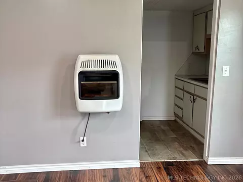 Other - 410 E 2nd St, Stroud, OK 74079 photo 3 of 12