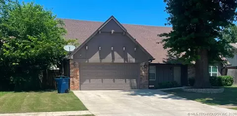 10931 E 29th St, Tulsa, OK 74129