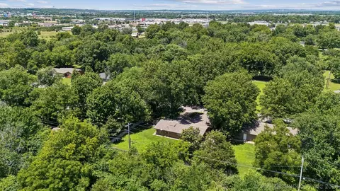 View/Area - 2507 E Sidney Ave, Broken Arrow, OK 74014 photo 2 of 3