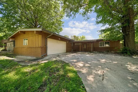2507 E Sidney Ave, Broken Arrow, OK 74014