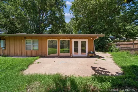 Exterior - 2507 E Sidney Ave, Broken Arrow, OK 74014 photo 5 of 5