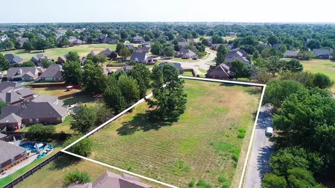 E 92nd Street N, Owasso, OK 74055