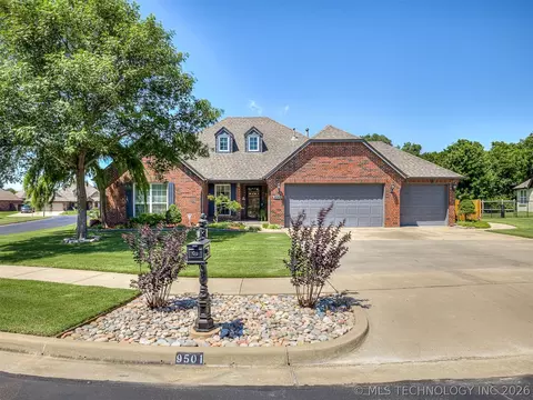 9501 N 95th East Ct, Owasso, OK 74055