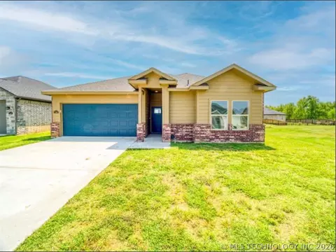 1194 Wild Indigo Cir, Calera, OK 74730