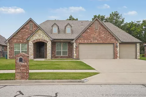 7818 N 144th Ave E, Owasso, OK 74055