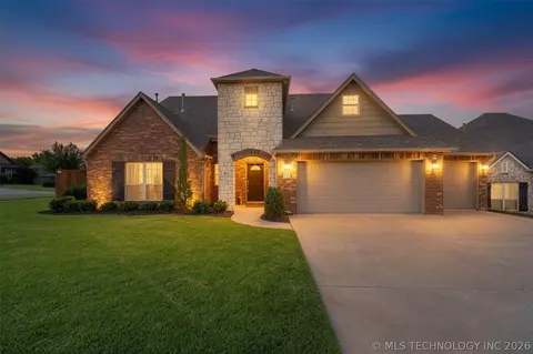 831 W 148th St S, Glenpool, OK 74033