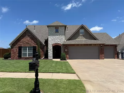 831 W 148th St S, Glenpool, OK 74033