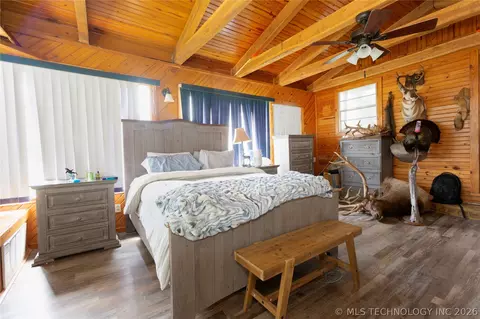 Bedroom - 804 E Pierce Ave, Mcalester, OK 74501 photo 6 of 6