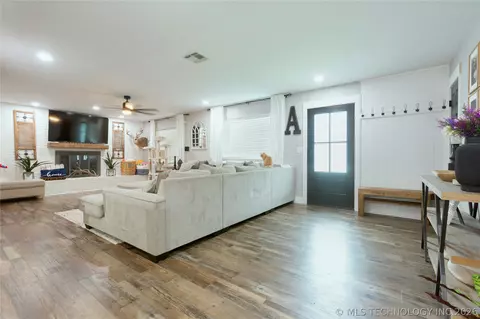 Other - 804 E Pierce Ave, Mcalester, OK 74501 photo 4 of 15