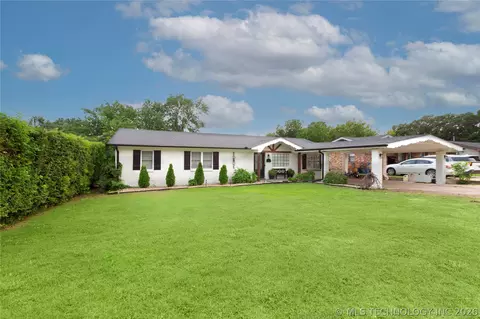 Exterior - 804 E Pierce Ave, Mcalester, OK 74501 photo 8 of 8