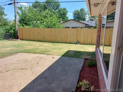 Exterior - 6604 E 26th Ct, Tulsa, OK 74129 photo 8 of 9