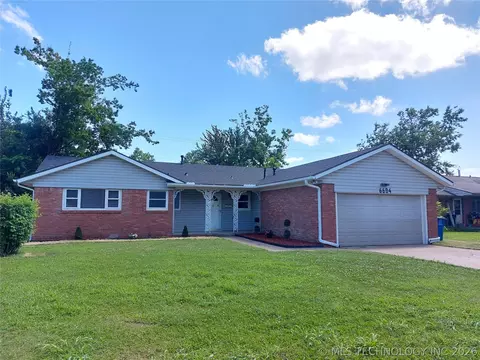 Exterior - 6604 E 26th Ct, Tulsa, OK 74129 photo 2 of 9