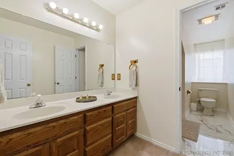 Bath - 10907 E 74th St, Tulsa, OK 74133 photo 3 of 4