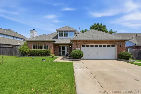 10907 E 74th St, Tulsa, OK 74133