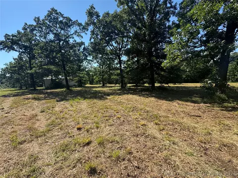 20 Lakeside, Eufaula, OK 74432