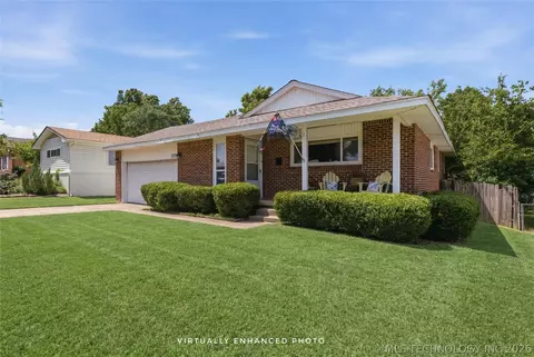 5733 E 25th St, Tulsa, OK 74114