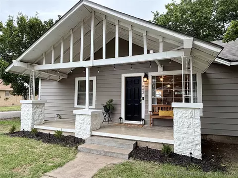 Exterior - 1002 E Walnut St, Cushing, OK 74023 photo 15 of 20