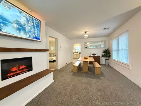 Dining - 1002 E Walnut St, Cushing, OK 74023 photo 1 of 4