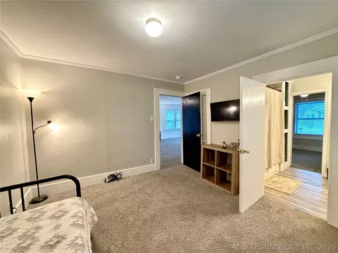 Bedroom - 1002 E Walnut St, Cushing, OK 74023 photo 5 of 5