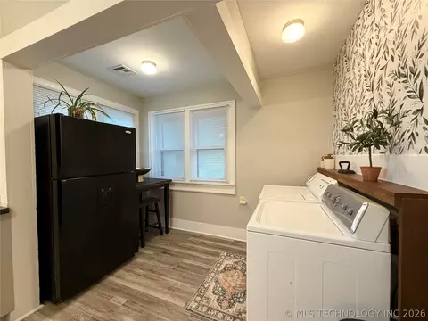 Other - 1002 E Walnut St, Cushing, OK 74023 photo 3 of 8