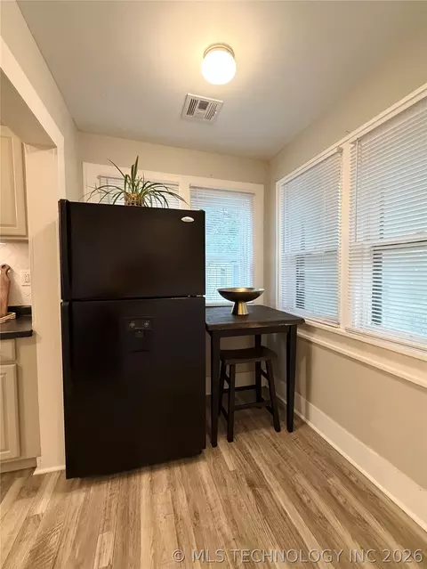 Other - 1002 E Walnut St, Cushing, OK 74023 photo 4 of 8