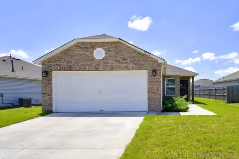 11532 S 277th East Ave, Coweta, OK 74429