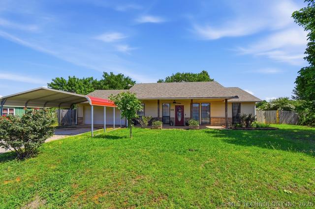 104 Overland Ct, Shawnee, OK 74804