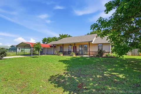 104 Overland Ct, Shawnee, OK 74804