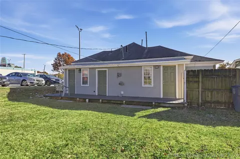 Exterior - 1633 E 4th St, Tulsa, OK 74120 photo 4 of 4