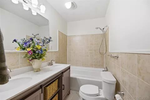 Bath - 1633 E 4th St, Tulsa, OK 74120 photo 1 of 3