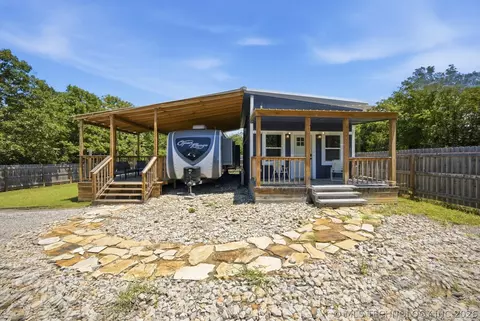 127 Seneca Spgs, Eufaula, OK 74432