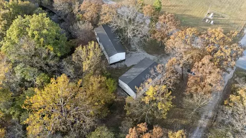 17980 E 430 Rd, Claremore, OK 74017
