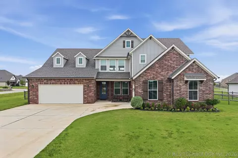 117 W 168th St S, Glenpool, OK 74033