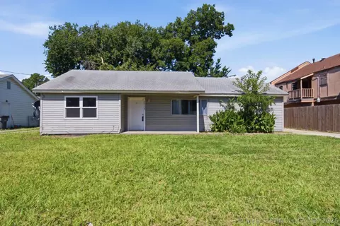 4834 S Victor Ave, Tulsa, OK 74105