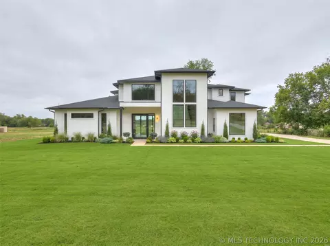 3022 W 81st St, Tulsa, OK 74132