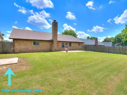 Exterior - 7317 E 58th Pl, Tulsa, OK 74145 photo 5 of 6